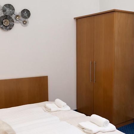Hotel Apollon Litoměřice Екстериор снимка