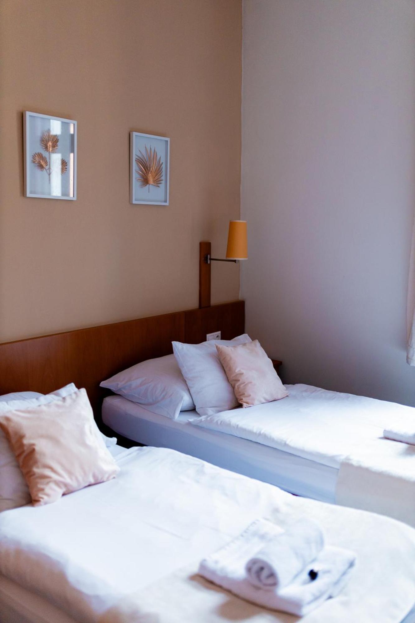 Hotel Apollon Litoměřice Екстериор снимка