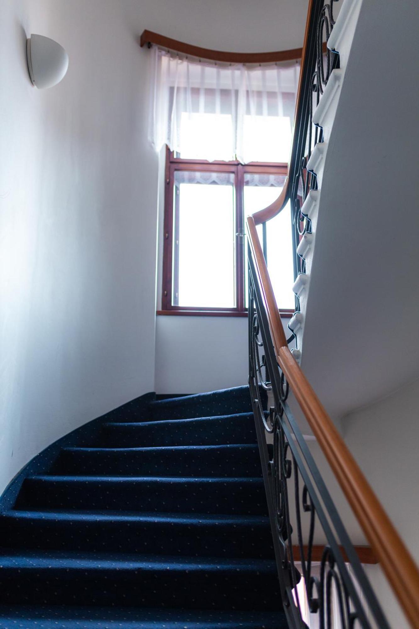 Hotel Apollon Litoměřice Екстериор снимка